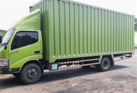 Jasa Sewa Truk CDD Box Muatan Kapasitas 5 Ton - Yosua Logistik