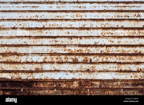 Rusted garage door texture for your background Stock Photo - Alamy