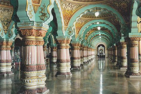 P o s t c r o s s i n g P l a n e t: Inside The Mysore Palace, India