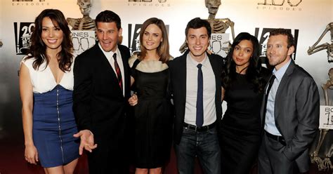 "Bones" Cast Members Net Worth Revealed, And It's More Than A Squintern