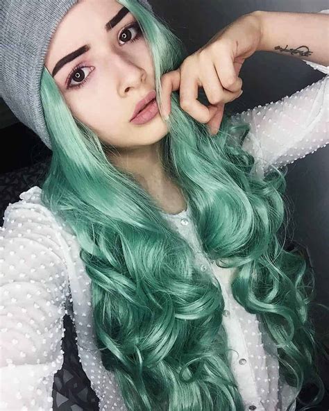 12 Incredible Pastel Green Hair Colors to Steal