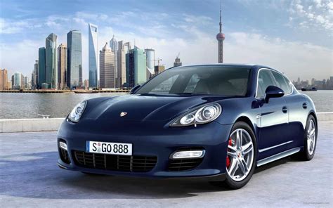 Dream Cars: Porsche Panamera - Beverly Hills Magazine