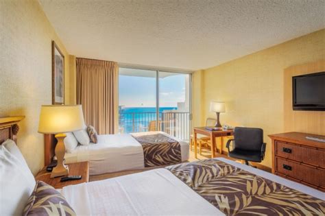 Waikiki Resort Hotel Cheap Vacations Packages | Red Tag Vacations