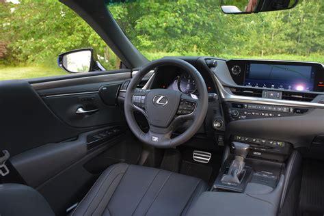 2019 Lexus ES 350 F Sport Review