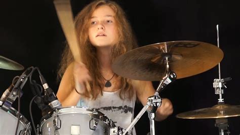 Master Of Puppets (Metallica); drum cover by Sina | Drum cover, Girl ...