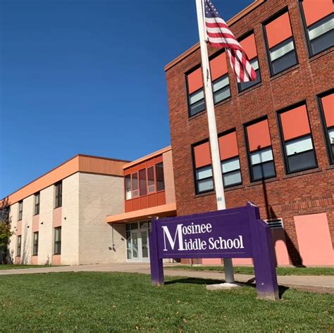 Mosinee School Board names interim superintendent after Muñoz departs ...