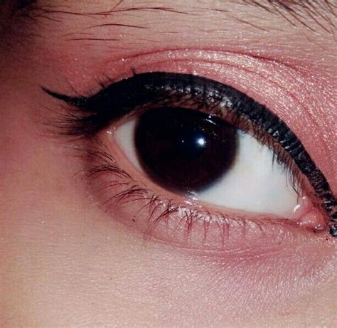 Pin by Shafaq Zaidi on Things to wear | Magic eyes, Black iris, Eye black