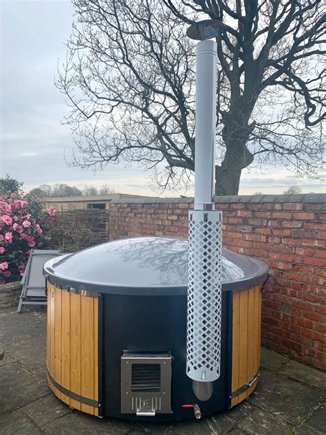 Burford Deluxe - Wood Fired Hot Tub - Auldton Stoves