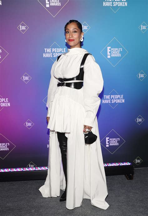 Here's What the Stars Wore to the 2020 People's Choice Awards - FASHION ...