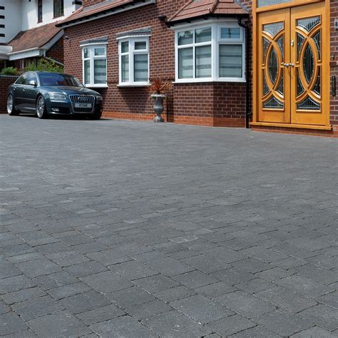 Pavesett Charcoal - Dark Grey Tumbled Concrete Block Paving by ...