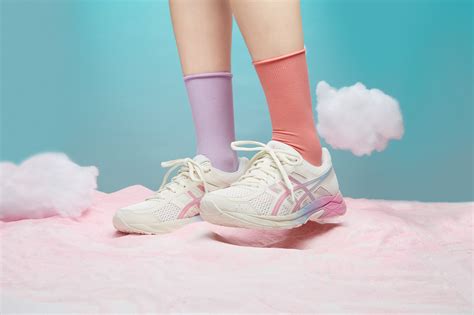 ASICS Running Women :: Behance