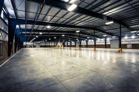 Empty Industrial Warehouse | Design Panoply