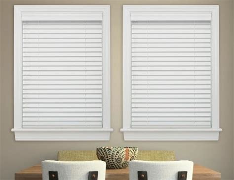 Valance Returns on Wood Blinds, Venetian Blinds