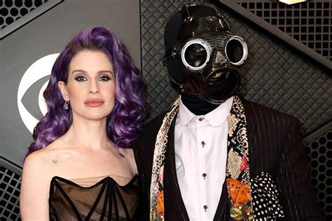 Singer Kelly Osbourne's partner Sid Wilson rocks gas mask to the ...