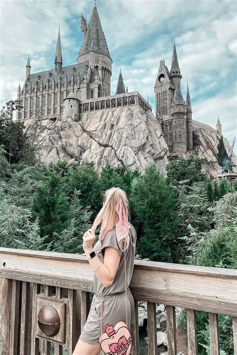 Guide to Hogsmeade in The Wizarding World of Harry Potter at Universal ...