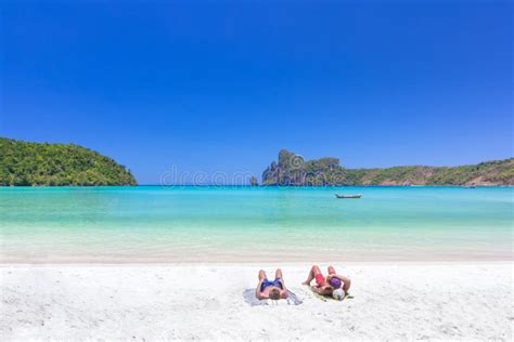 Beautiful White Sand White Sand Beach in Krabi Thailand Editorial ...