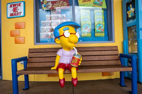 Springfield: Home of the Simpsons at Universal Studios Florida ...