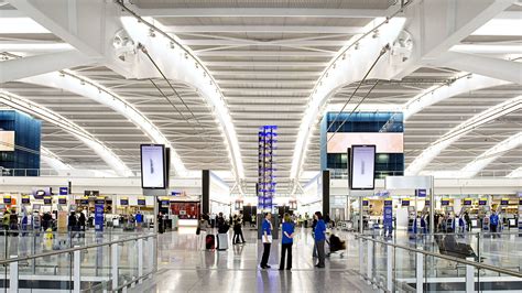 Which London Airport Should You Fly Into? | Tortuga Backpacks Blog