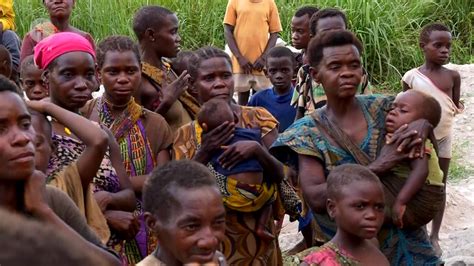 Central African Republic: Iza - volunteer work with the pygmies ...