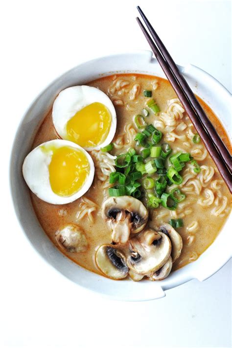 Easy & Quick Creamy Spicy Miso Ramen Recipe - Couple Eats Food