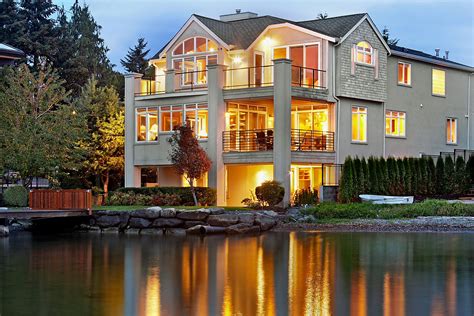 Homes For Sale Kirkland Waterfront - BREWTC