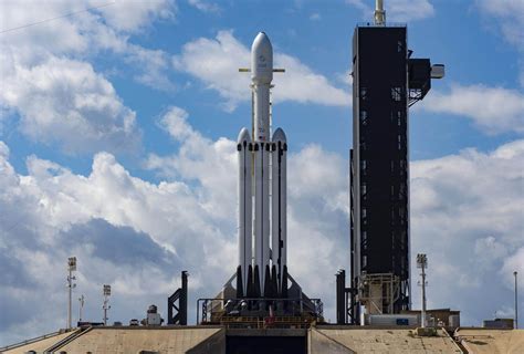 Falcon Heavy - SpaceX - Space Launch Schedule