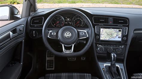 Volkswagen Golf GTD Variant | 2015MY | Interior