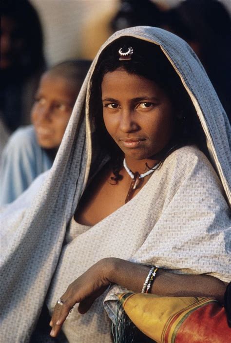 Africa | Timbuktu, Mali | by Steve McCurry | Africa people, African ...