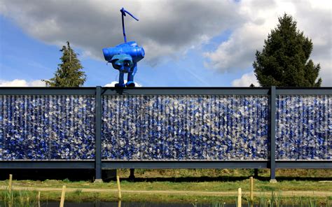 From Recycled Plastic Waste to Building Material | ArchDaily