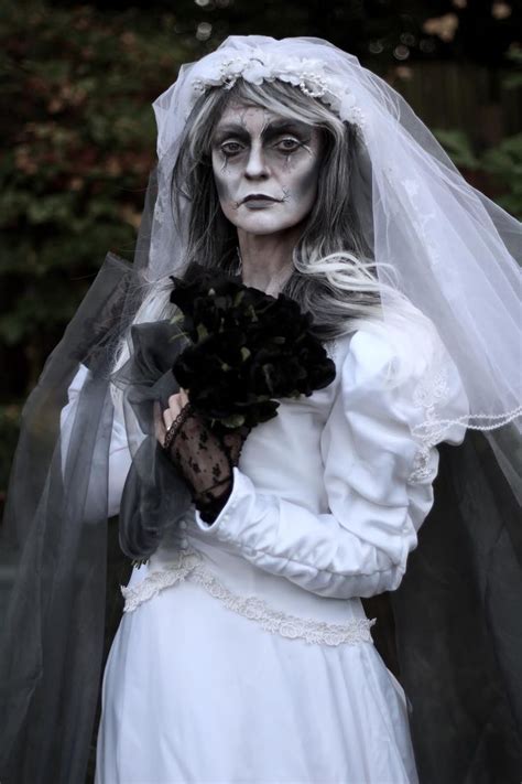 Easy Halloween Costume | Zombie Bride | Halloween bride costumes ...