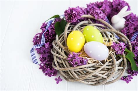 Premium Photo | Nest with easter eggs