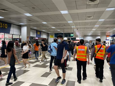 SMRT Taking Over Boon Lay Bus Interchange Operations, Services Will Be ...