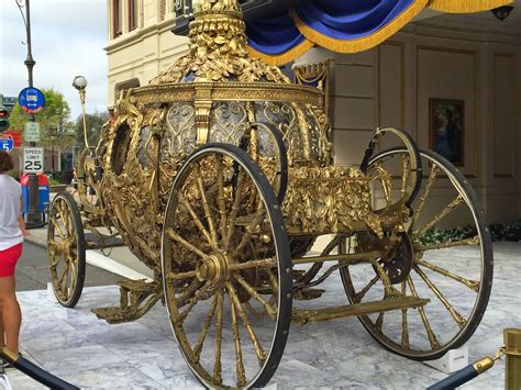 Disney Musings: Cinderella's Carriage at Disney's Hollywood Studios