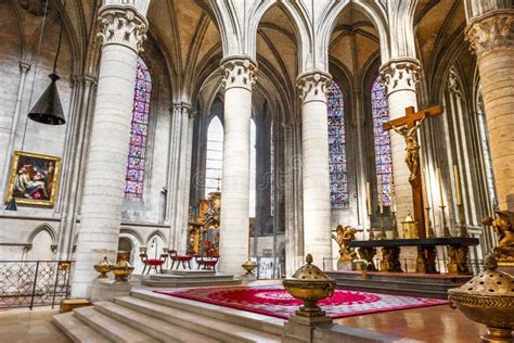 Cathédrale Intérieure De Rouen Image stock éditorial - Image du course ...