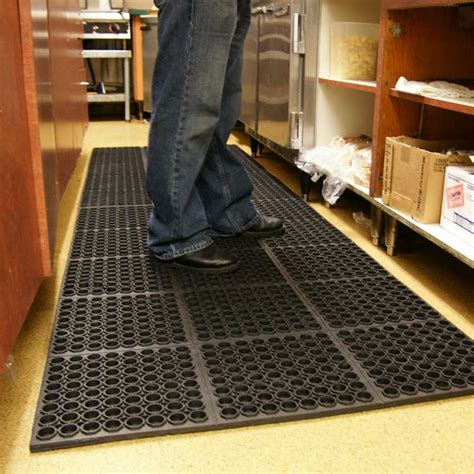 Restaurant Kitchen Rubber Floor Mats – Flooring Ideas