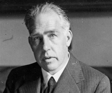 Niels Bohr Biography - Facts, Childhood, Family Life & Achievements