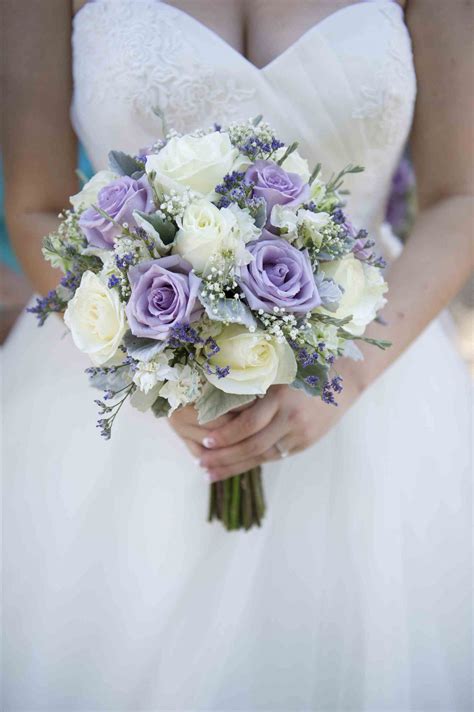 White And Purple Wedding Bouquets | Flower bouquet wedding, Purple ...