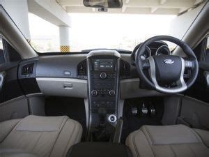 2015 Mahindra XUV500: Interior Photo Gallery Review