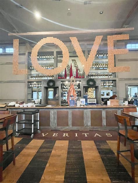 Veritas Winery and Vineyard Guide to Visit in Virginia — xoxoerinsmith.com