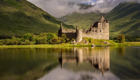 Explore Scotland's historic castles - World Travel Guide