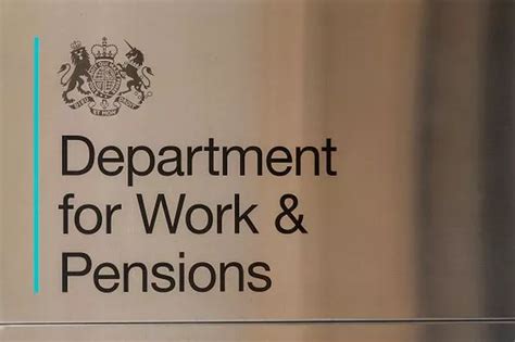 DWP Universal Credit claimants denied cost of living payment as ...