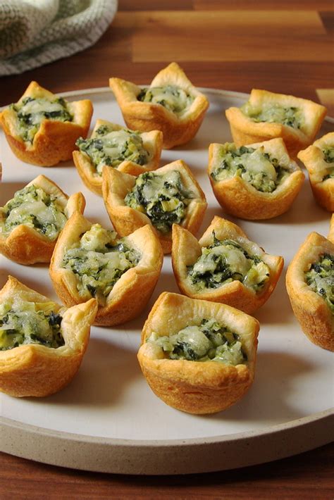 Delectable Crowd Pleasing Food Ideas: 29 Christmas Appetizer Recipes