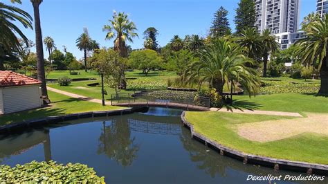 A must visit Queens Gardens - Perth Western Australia - YouTube