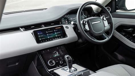 Range Rover Evoque PHEV interior, dashboard & comfort | DrivingElectric