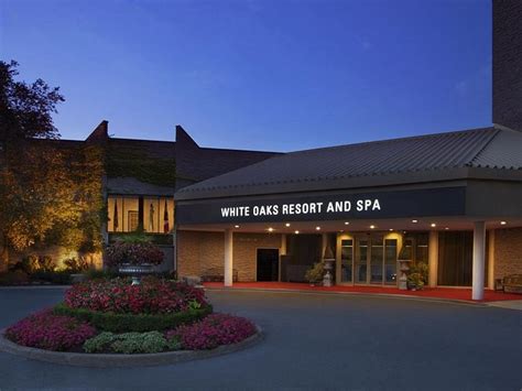 WHITE OAKS RESORT & SPA - Updated 2024 Prices & Reviews (Niagara-on-the ...