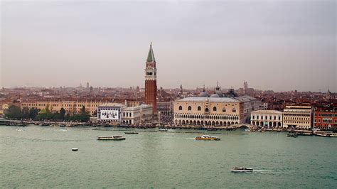 Luxury Venice Boat Tour on the Grand Canal | Take Walks Venice