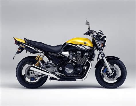 YAMAHA XJR1300 specs - 2002, 2003 - autoevolution