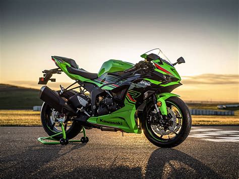 New 2024 Kawasaki Ninja ZX-6R KRT Edition Lime Green / Ebony ...