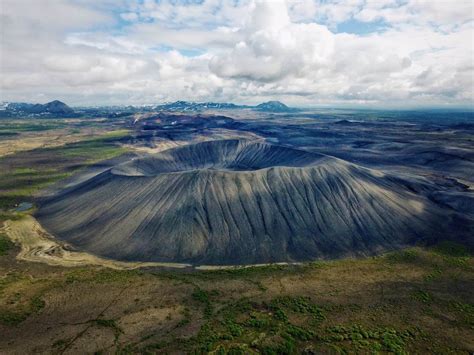 Volcanoes in Iceland | See Volcano Tours & Tips | Guide to Iceland