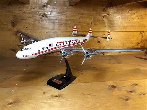 Manufacturer’s Models of the Lockheed Constellation - World Airline ...